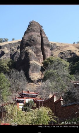 公母山(四川盐源县公母山)